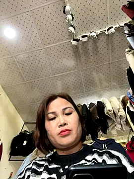 Liliy2x online show from November 4, 7:35 am