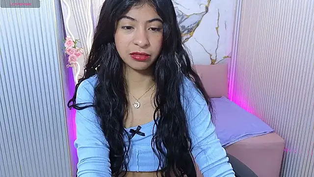 Sandyy tay online show from March 28, 11:32 am