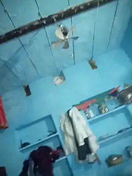 Chinki pande online show from January 6, 6:00 pm