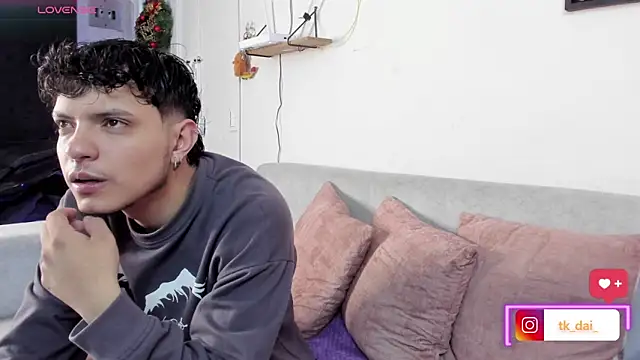 MidNightTouch-21 online show from December 2, 12:56 am