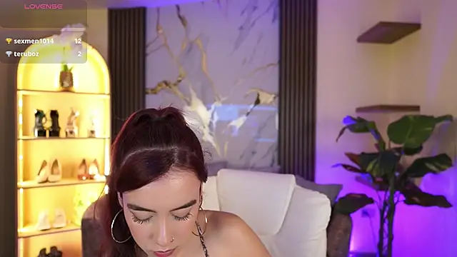 TessaaFox online show from February 27, 1:11 pm