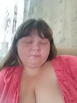 Stella a online show from July 5, 2:01 pm
