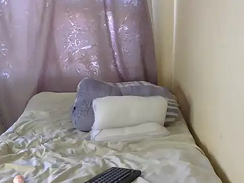 Sexy-Chubby1 online show from December 19, 4:27 am