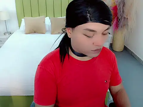 sebastian cruz  online show from March 12, 7:38 pm