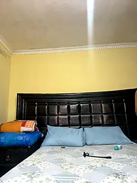 NiaLong21  online show from November 22, 1:41 am