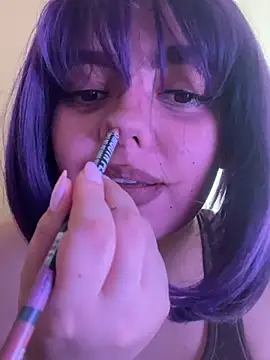 candicewest  online show from July 10, 5:46 pm
