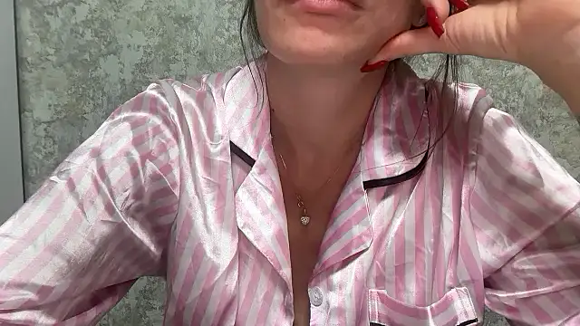 Angelinaa19 online show from March 23, 8:37 pm