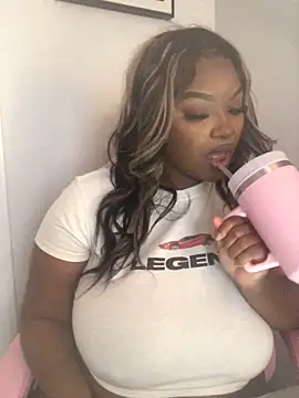 Fxncymuse online show from February 24, 7:23 pm