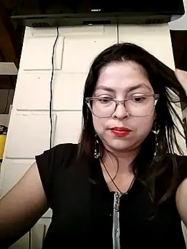 Chechi miau online show from November 14, 5:24 pm