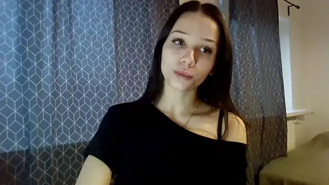 CarmenBody online show from December 22, 7:11 am