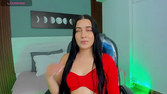 Amy Leah online show from April 24, 8:00 pm