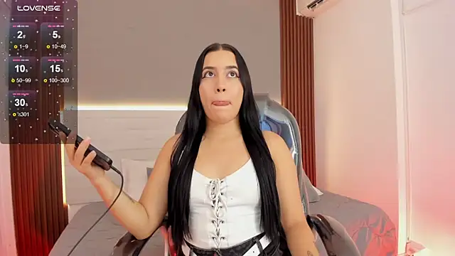 Amy Leah online show from November 27, 8:12 pm