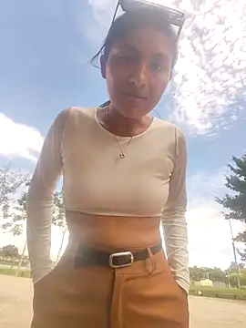 Uvit online show from April 28, 3:16 pm