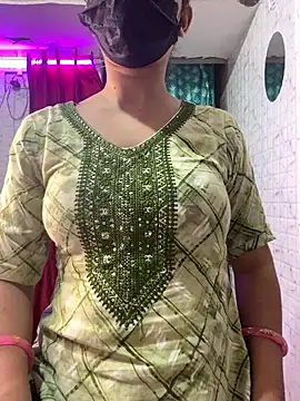 Red Queen 11 online show from January 10, 5:06 pm