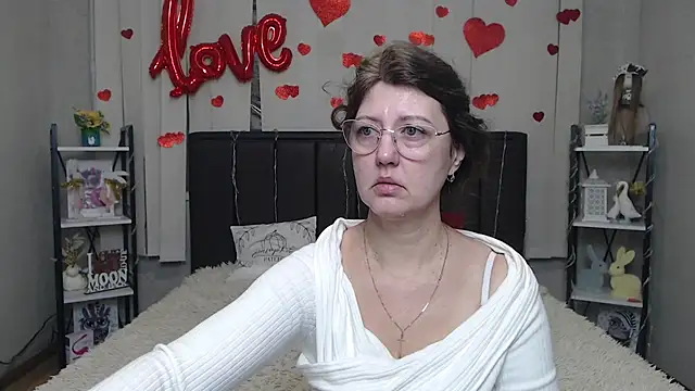 RoseHille online show from March 7, 5:58 am