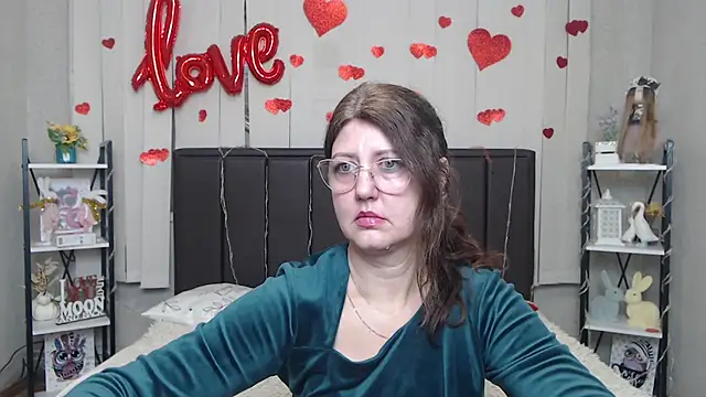 RoseHille online show from March 29, 6:23 am