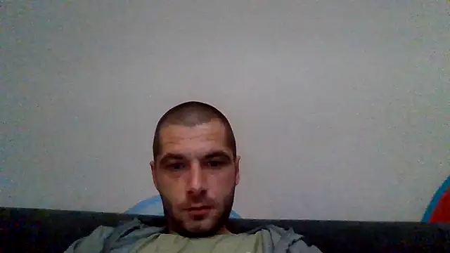 Kinkycouple142 online show from April 8, 9:17 pm