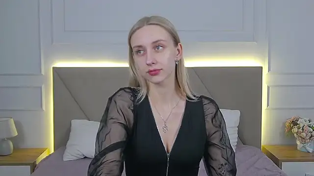 RachaelCute online show from March 19, 11:14 am