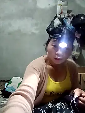 vangkt-cute online show from December 5, 9:16 pm