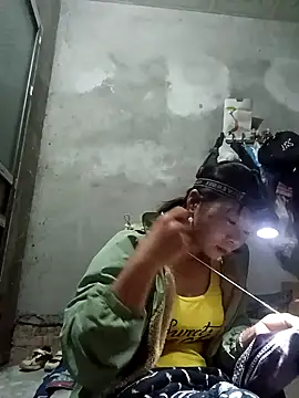 vangkt-cute online show from November 22, 8:11 pm