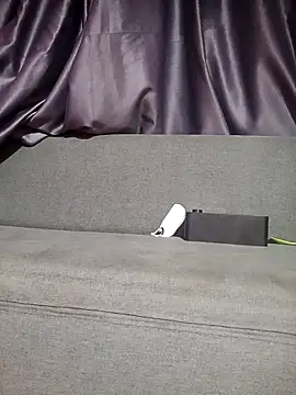 MiHeni online show from February 13, 4:19 pm