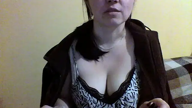 Vitalina282128 online show from February 4, 10:57 pm