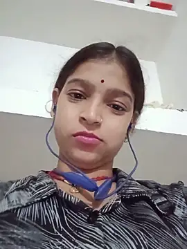 Mohnicute online show from May 13, 12:50 am