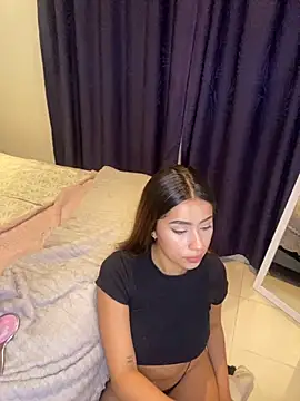 lauren clauz online show from November 20, 12:22 am