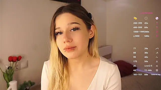 Love audirs6 online show from April 16, 12:55 am