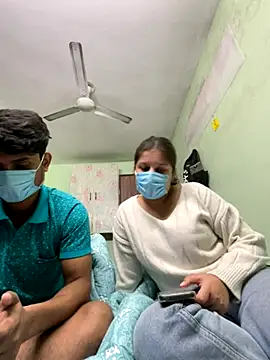 Cute hotzara online show from November 25, 4:47 am