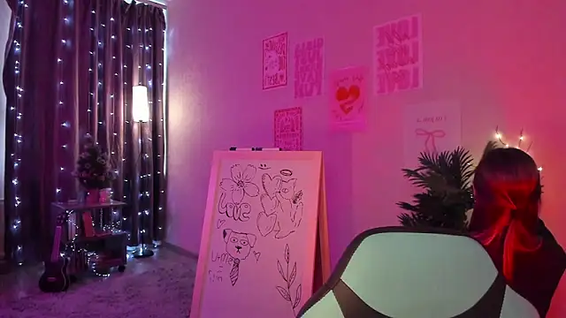 luna lust 212 online show from March 6, 4:40 am