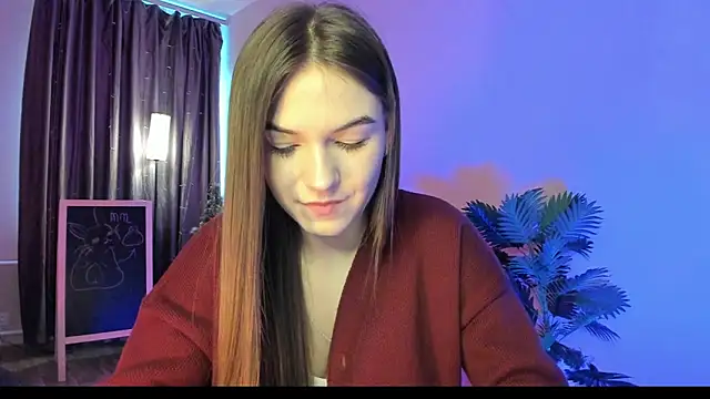 luna lust 212 online show from February 9, 4:48 am