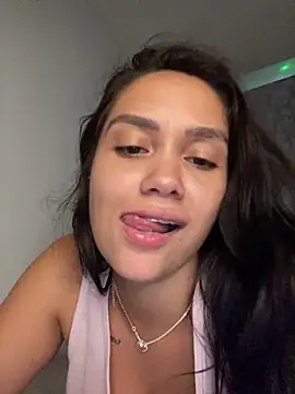 carolsapequinha online show from February 11, 12:25 am