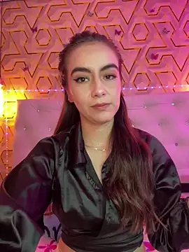 MelanyyJhonson15 online show from February 13, 2:24 am