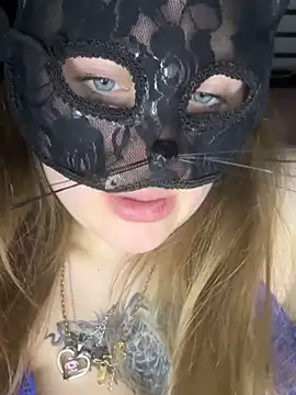 secretcouple 00 online show from April 3, 1:09 pm