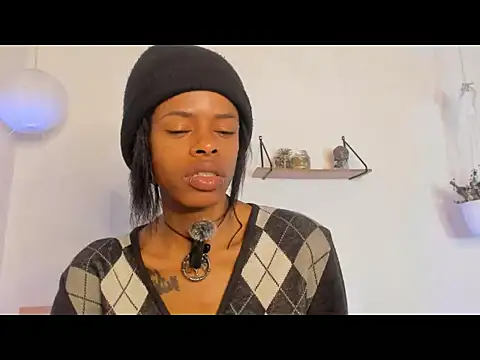 aprille15 online show from March 21, 11:48 am