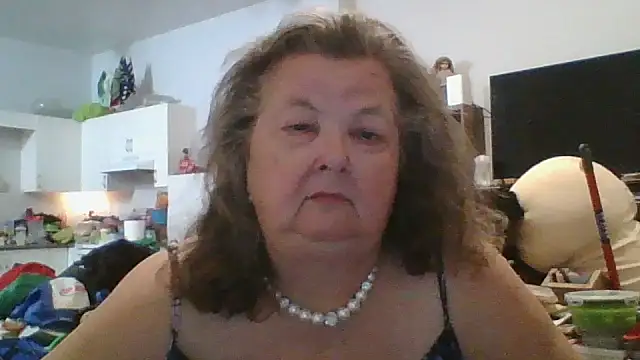 TiguhguhrsRose online show from November 24, 1:40 am