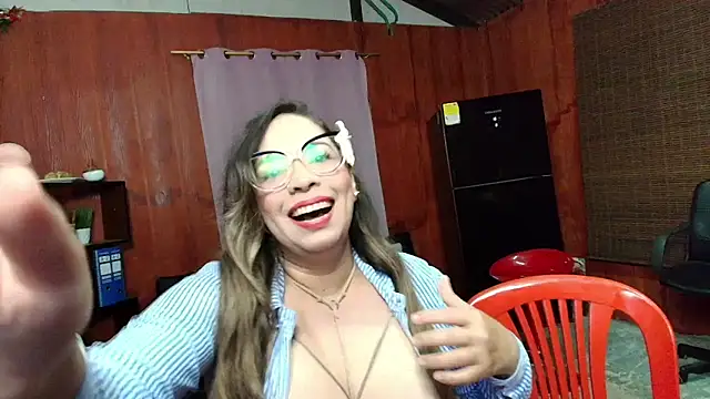 aliciasoy online show from December 16, 12:49 am