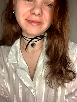 Alishiass399 online show from November 19, 12:32 am