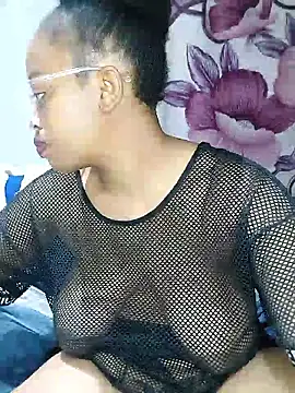 Naive618 online show from January 5, 11:19 pm