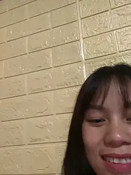 Trangbabylove online show from March 29, 5:34 pm