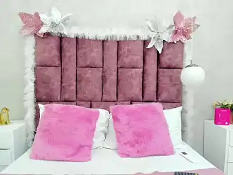 SalomeLee online show from January 8, 6:12 pm