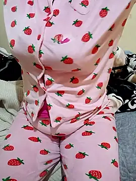 Maryam89six online show from January 15, 2:34 pm