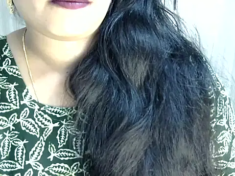 Muskan Jha online show from April 4, 3:33 pm