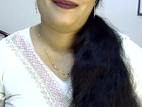 Muskan Jha online show from July 13, 2:40 pm