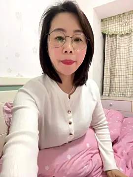 xiaoling2358 online show from January 14, 1:16 pm