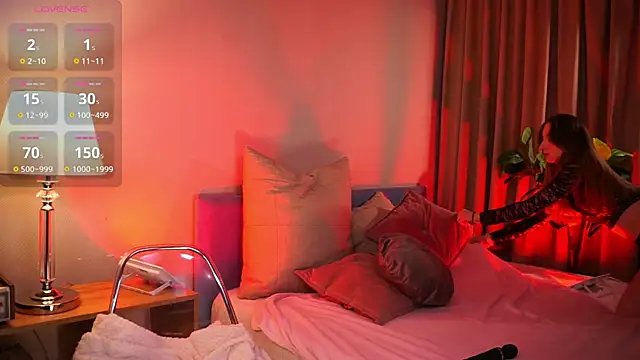 lexy exe online show from April 13, 8:31 pm