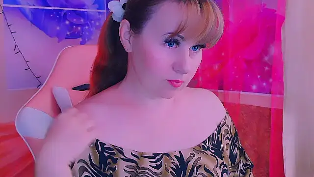 BESTLOLA online show from March 17, 10:41 am