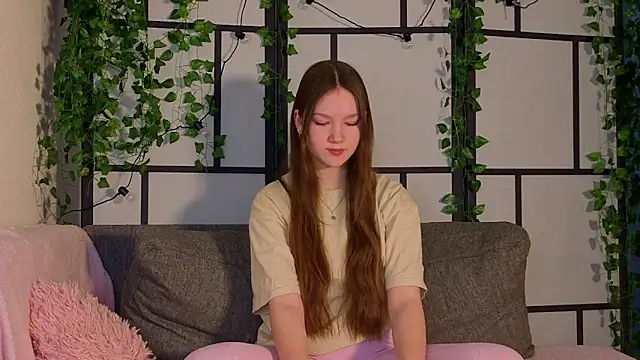 MelvinaEbner online show from February 25, 8:46 am