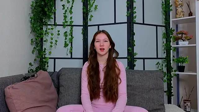 MelvinaEbner online show from February 10, 7:44 am